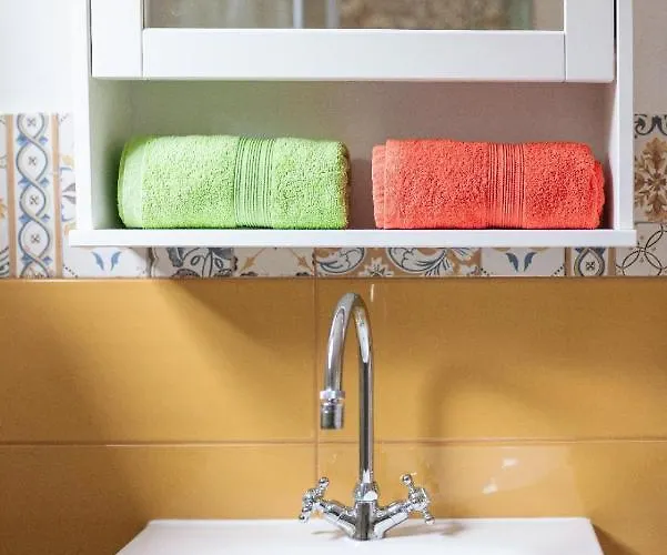 別荘 Arya House ロパール